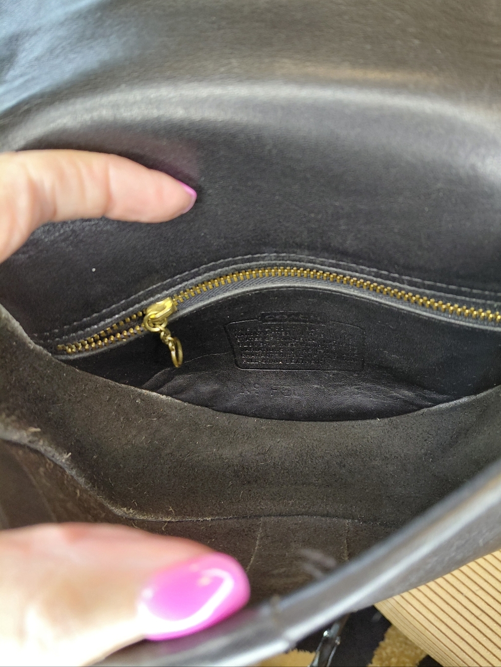 Coach Vintage Casey Black Leather Crossbody Style 9923 - Picture 10 of 12